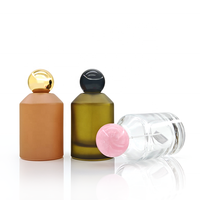 Bouteille de luxe personnalisée emballage vide de parfum vaporisateur de parfum à épaule inclinée en verre avec capuchon à bille