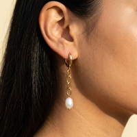 Ensemble de cinq boucles d'oreilles baroques en perles pour femme, ton or, créoles pendantes, breloques scintillantes, élégantes, chic, bijoux raffinés, cadeau pour elle, style