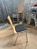 Chaise de conférence en contreplaqué courbé avec cadre chromé, chaise de banquet pour formation