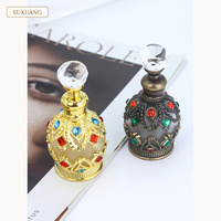 Flacon de parfum rechargeable de luxe de style arabe de 15 ml avec bouchon en cristal, flacon miniature vintage orné de pierres précieuses