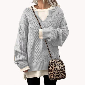 Pull ample tendance pour femmes, rayures audacieuses, design minimaliste personnalisé, style décontracté, pull à col en V - Product Image 1