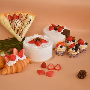 Croissant Cupcake Handcart Dessert affichage accessoire simulé fruits cadeau bricolage Faux fraises tranches demi rouge Bailey gâteau sucré - Product Image 4