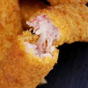 Bâtonnets de <span class=keywords><strong>crabe</strong></span> panés prêts à frire en gros, en-cas de fruits de mer coréens, surimi de <span class=keywords><strong>crabe</strong></span> surgelé pour fondue et sushi - Product Image 2