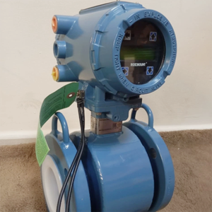 Débitmètre Rosemounte 8732 à succès pour installation sur site personnalisable par l'OEM, précision +/-0,2% - Product Image 5
