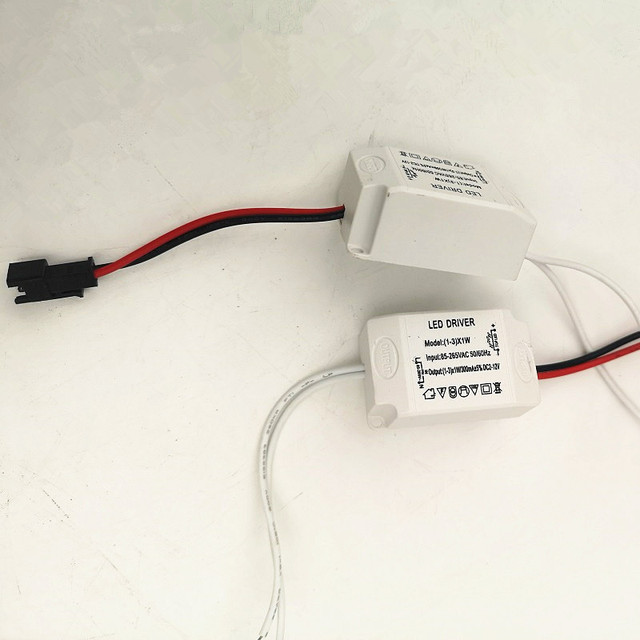 High Quality 3x1W LED Driver with 4.7UF Capacitor 2 Year Warranty for Street Light Downlight AC-DC Energy Transfer