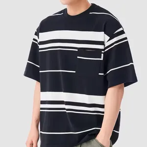 여름 남성용 느슨한 흑백 스트라이프 반팔 티셔츠의 안정적인 품질