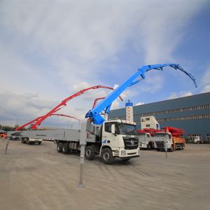 Camión de Maquinaria para Cemento JIUHE Faw Foton Chassis JH56-XR, Camión Bomba de Concreto de 56 m para Construcción Pesada - Product Image 3