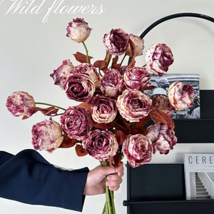 Bouquet de roses artificielles à double extrémité, fleurs en soie, ornement décoratif pour la maison, mariage, accessoires de photographie en extérieur - Product Image 1