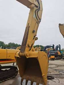 Entrega rápida Excavadora de movimiento de tierras Komatsu PC400 PC450 usada con pulgar - Product Image 3