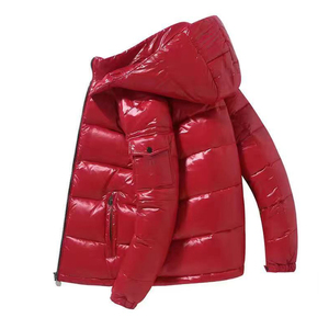 Listo Stock Down Coat Hombres Bright Face Trend Con capucha Corto Grueso Invierno Bomber Shiny Puffer Chaqueta de los hombres - Product Image 5