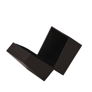 Caja de plástico de diseño simple para joyería, envuelta en papel de cuero, gama mayorista para pendientes, colgantes, brazaletes y relojes. - Product Image 2