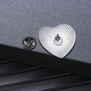 เข็มกลัดรูปแตงโม แสดงความรักชาติปาเลสไตน์  เข็มกลัดติดเสื้อ  ตราสัญลักษณ์ปาเลสไตน์ - Product Image 3