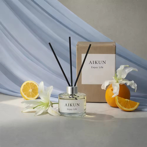 Aikun OEM Bulk Fresh Citrus Floral Natural Oil Thick Glass <b>Bottle</b> <b>Reed</b> <b>Diffuser</b> with Kraft Gift Box for Living Room Home Decor - Product Image 1
