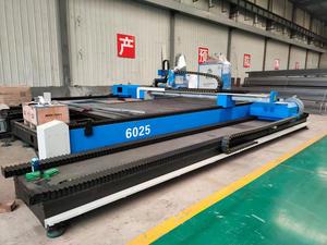 H1530 1500W 3000W 6000W レーザーファイバー、炭素鋼、ステンレス鋼、金属板用、自動CNCファイバーレーザー切断機 - Product Image 2