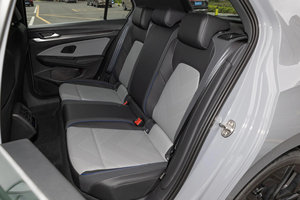 ขายส่งรถยนต์ Volkswagen Golf 230TSI ปี 2025 รถเก๋งสำหรับแท็กซี่ โรงเรียนสอนขับรถ รถรับจ้างผ่านแอพพลิเคชั่น พวงมาลัยซ้าย รถใหม่ - Product Image 5