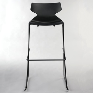 <span class=keywords><strong>Tabouret</strong></span> <span class=keywords><strong>de</strong></span> <span class=keywords><strong>bar</strong></span> commercial empilable en acier moderne conforme à la norme ANSI/BIFMA pour restaurants, respectueux <span class=keywords><strong>de</strong></span> l'environnement - Product Image 3