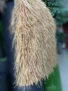 Ritardante di fiamma <span class=keywords><strong>prato</strong></span> di simulazione per la spiaggia Ready Made merci di paglia artificiale per le vendite calde paesaggio erba sintetica per il tetto - Product Image 3