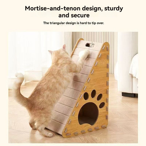Lit grattoir vertical triangulaire pour chat avec feutre - Gain de place en coin, durable pour la protection des meubles - Product Image 1