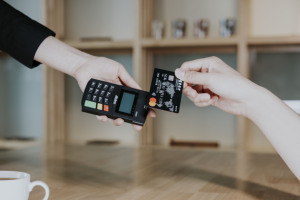 Terminaux de paiement mobiles sans fil miniatures bon marché, lecteur de cartes bancaires, lecteur de cartes MSR IC NFC, Android IOS Windows - Product Image 4