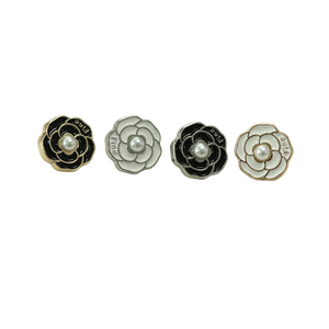 Bling-Cuentas de perlas de cristal con diamantes de imitación, botones, tachuelas, agujeros cosidos a mano, costura de <span class=keywords><strong>metal</strong></span> <span class=keywords><strong>para</strong></span> camisas y abrigos - Product Image 6