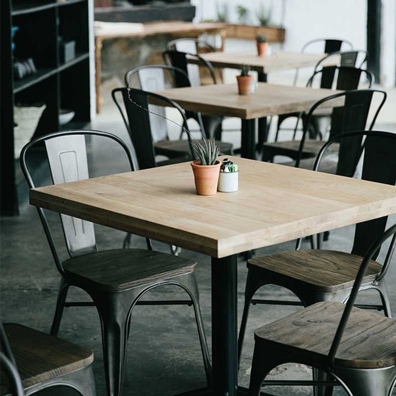 Foshan berkualitas baik meja restoran persegi meja makan kayu dan kursi set untuk restoran dan bar