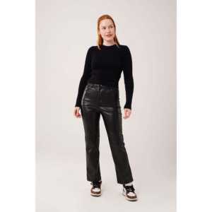 Pull noir moelleux à col rond pour femme, manches longues, anti-boulochage, 12 Gg, style normcore minimaliste - Product Image 2