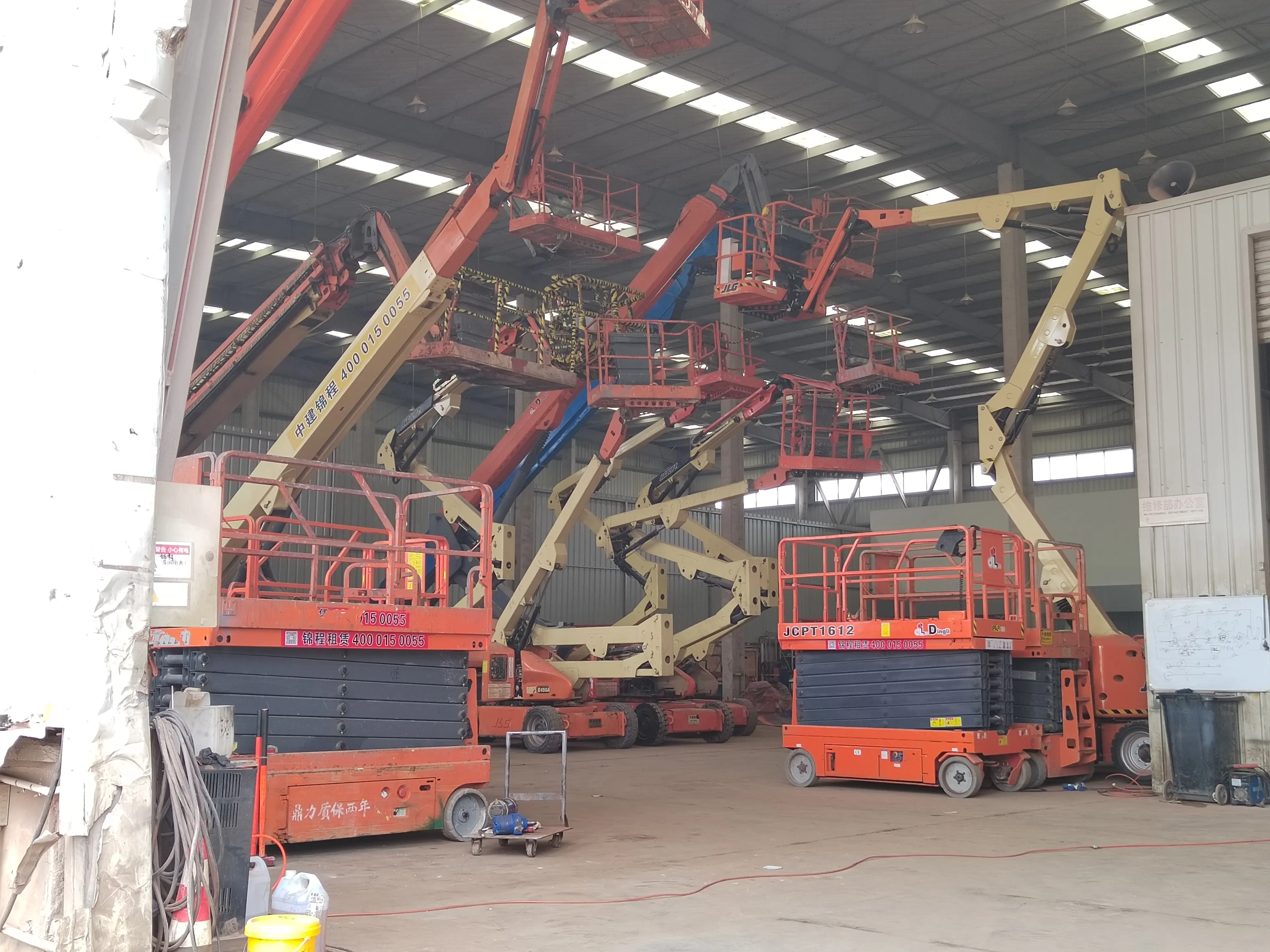 Used JLG 1350SJP Genie innovative reliable quality and comprehensive service boom lifts aerial work platform