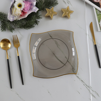 Service de Vaisselle Blanc et Or 350 Pièces pour 50 Invités, Assiettes en Plastique Vertes, 50 Couverts, Tasses, Serviettes en Papier pour Fête Mariage