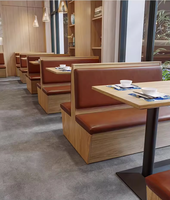 Ensemble de tables et chaises de restaurant avec banquette de rangement, design moderne, mousse haute densité durable, structure en bois