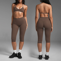 Ensemble de vêtements de sport respirant à col halter personnalisé avec logo, effet sans couture, pour Pilates, pantalon de gym court et soutien-gorge de sport, ensemble 2 pièces