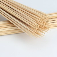 Brochettes en bambou 100% naturel, réutilisables, jetables, biodégradables, sans danger pour les aliments, écologiques et parfaites pour le barbecue et la cuisson.