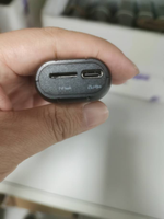 Enregistreurs audio numériques portables 1500mAh 192KBPS avec clip arrière à aimant fort B800 pour les enregistrements de réunions de conférences au format WAV