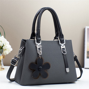 I-0607กระเป๋าถือหนัง PU สำหรับผู้หญิงกระเป๋าสะพายไหล่ลายลูกกวาดพร้อมซิปปิดดีไซน์ล่าสุด - Product Image 5