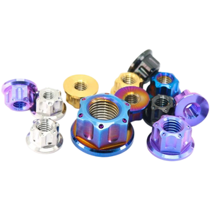 Nieuwe aanvoer achteras spindel M6 M8 M10 Gr5 geanodiseerde bloemvormige zeskant flensmoer titanium legering bevestigingsmiddelen motorfietsmoer door PYTITANS - Product Image 1