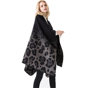 Vente chaude, châles chauds pour femmes, étoles, ponchos en <span class=keywords><strong>acrylique</strong></span> d'hiver, léopard - Product Image 2