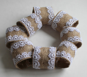Anneau de serviette en dentelle et toile de jute vintage fait main, accessoire de décoration pour la maison, 1 pièce - Product Image 1
