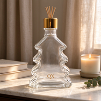 Diffuseur de parfum en verre transparent personnalisé de 200 ml, bouteille en verre d'aromathérapie en forme de sapin de Noël avec des couvercles dorés, argentés et noirs