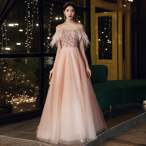Latest Lace Gown Styles 2021 - Elegant Women's Fashion
