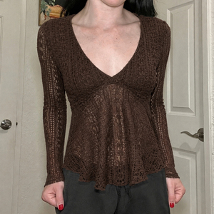 Blusa de moda para mujer, estilo bohemio, de punto de ganchillo, con cuello en V profundo, manga larga, peplum, ajuste ceñido - Product Image 1