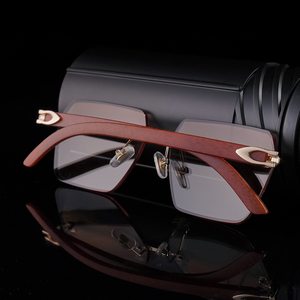 Kacamata Sunglasses Partagas Retro <span class=keywords><strong>Designer</strong></span> Custom Logo Photochromic Rimless Leopard Head Wood Grain Colors Arms UV400 untuk Pria - Product Image 4