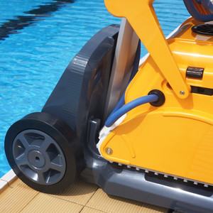 Robot limpiador automático para piscinas <span class=keywords><strong>Dolphin</strong></span> PROX2 3002 con control remoto que puede escalar paredes y pisos para piscinas de gran tamaño - Product Image 4
