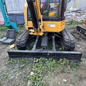 Excavatrice hydraulique Caterpillar 303.5E d'occasion, modèle 2022, seconde main, capacité de la benne de 0,12 m³, moteur, boîte de vitesses et pompe de 3,5 tonnes. - Product Image 5