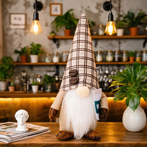 หมวกคนสูงวัยทำจากผ้าลายตารางหมากรุกแบบทันสมัยหมวกผ้าฝ้ายแบบถือด้วยมือสำหรับงานเทศกาลกาแฟของเล่นตุ๊กตาสำหรับบ้าน - Product Image 6