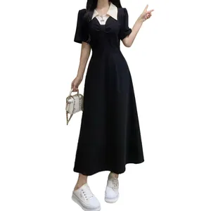 Грушевидная фигура носит черное платье Хепберна с французским воротником, повседневное женское платье большого размера
