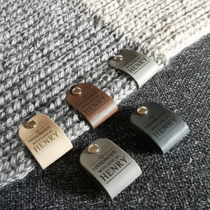 Etiquetas de cuero creativas para gorros y suéteres tejidos, etiquetas de cuero hechas a mano, etiquetas personalizadas desmontables. - Product Image 1