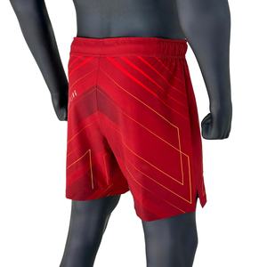 Pantalones Cortos Rojos de Lucha Libre con Absorción de Humedad y Transpirables, Diseño con Abertura Lateral y Cintura Elástica para Entrenamiento y Calentamiento de Luchadores - Product Image 4