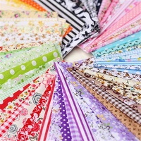 Lot de 7 tissus d'ameublement 100 % coton, motifs floraux, rayures, pois et étoiles, couleurs et imprimés variés, pour loisirs créatifs