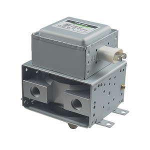 Magnetrón de Microondas Samsung OM75P-11-EDYF Refrigerado por Agua de 1200W para Equipos de Secado Industrial - Product Image 4