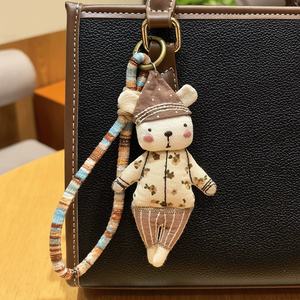 Llaveros de animales con MOQ bajo, muñeco de peluche 3D Vantage con luz, correa para teléfono, accesorios de tela suave para bolso de mujer, llavero de oso - Product Image 3
