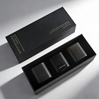 Bougie parfumée carrée colorée dans un coffret cadeau de luxe, parfum longue durée, décoration d'intérieur, bougie aromatique pour créer une ambiance